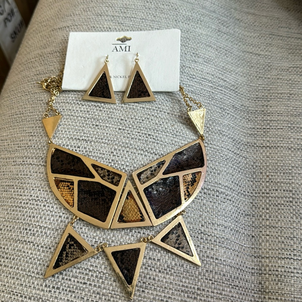AMI lead & nickel free necklace and earring set